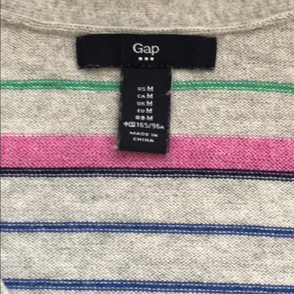 GAP Sweater - Picture 4 of 4